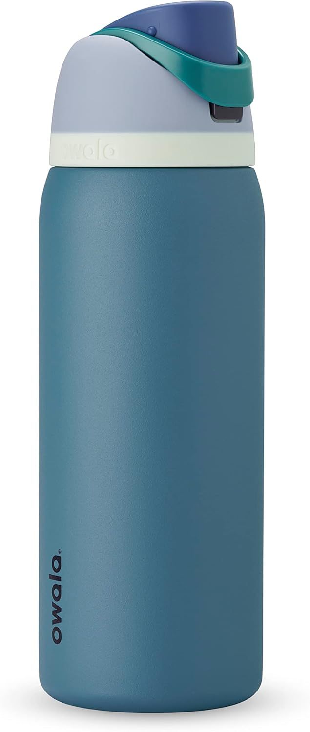 Owala FreeSip Insulated Stainless Steel Water Bottle with Straw, BPA-Free Sports Water Bottle, Great for Travel, 24 Oz, Denim
